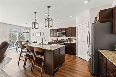 2160 Prestwick Bend, Miamisburg, OH 45342 - Photo 33