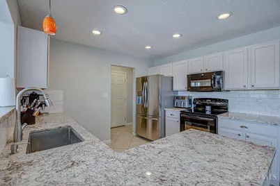 110 Kitty Hawk Drive, Springboro, OH 45066 - Photo 11