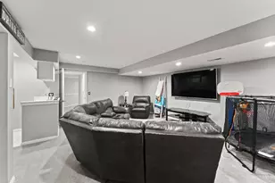 397 Huntington Dr, Loveland, OH 45140 - Photo 41