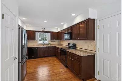 987 Chesterton Way, Anderson Township, OH 45230 - Photo 19