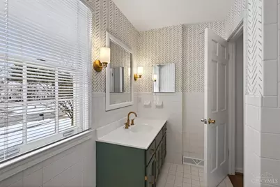 987 Chesterton Way, Anderson Township, OH 45230 - Photo 45