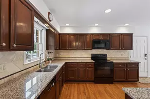 987 Chesterton Way, Anderson Township, OH 45230 - Photo 21