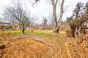 8829 Mockingbird Ln, Springfield Township, OH 45231 - Photo 3