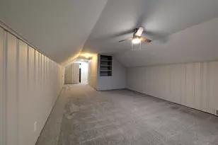 8829 Mockingbird Ln, Springfield Township, OH 45231 - Photo 19