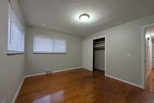 8829 Mockingbird Ln, Springfield Township, OH 45231 - Photo 17