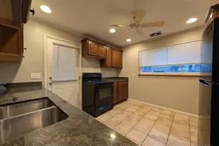 8829 Mockingbird Ln, Springfield Township, OH 45231 - Photo 9