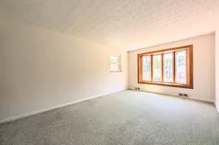 451 Kitty Ln, Delhi Township, OH 45238 - Photo 3