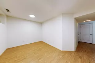 3918 Enterprise Cir, Colerain Township, OH 45252 - Photo 19