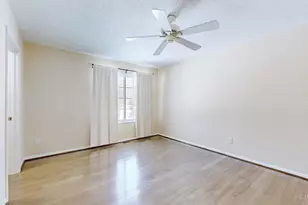 3918 Enterprise Cir, Colerain Township, OH 45252 - Photo 15