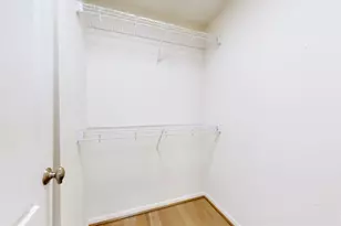 3918 Enterprise Cir, Colerain Township, OH 45252 - Photo 19