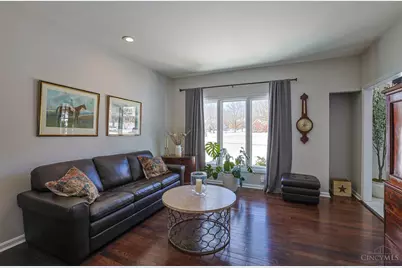 9986 Pond Woods Lane, Sharonville, OH 45241 - Photo 11