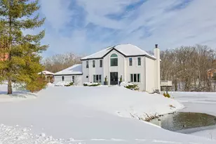 9986 Pond Woods Ln, Sharonville, OH 45241 - Photo 3