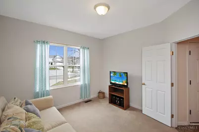 6323 Ashford Drive, Miami Township, OH 45140 - Photo 5