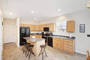 6323 Ashford Dr, Miami Township, OH 45140 - Photo 11