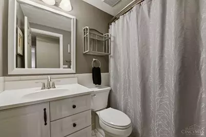 8819 Pembrooke Street, Deerfield Township, OH 45039 - Photo 33