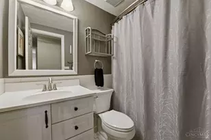 8819 Pembrooke St, Deerfield Township, OH 45039 - Photo 33