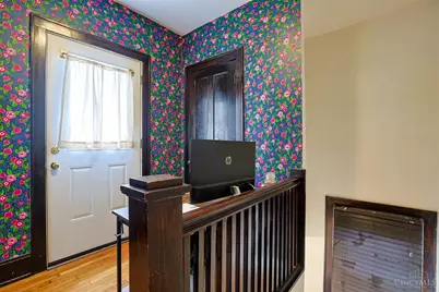 832 Sunset Avenue, Cincinnati, OH 45205 - Photo 21