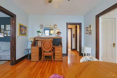 832 Sunset Avenue, Cincinnati, OH 45205 - Photo 13