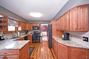 8736 Tiburon Dr, Cincinnati, OH 45249 - Photo 21