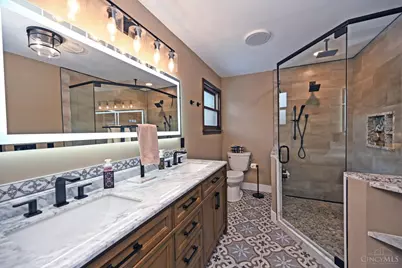 8736 Tiburon Drive, Cincinnati, OH 45249 - Photo 3