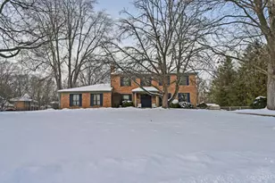 8736 Tiburon Dr, Cincinnati, OH 45249 - Photo 5