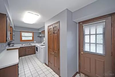 8736 Tiburon Drive, Cincinnati, OH 45249 - Photo 39