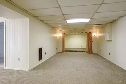 6825 Haggerty Road, Hillsboro, OH 45133 - Photo 33