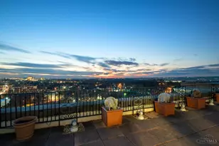 3900 Rose Hill Ave, Cincinnati, OH 45229 - Photo 17