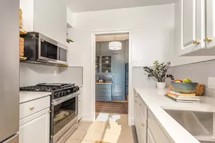 3900 Rose Hill Ave, Cincinnati, OH 45229 - Photo 5