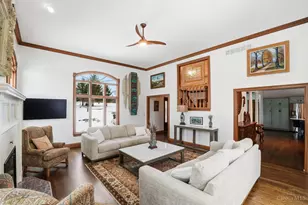 6040 Countrymeadow Ln, Green Township, OH 45233 - Photo 11