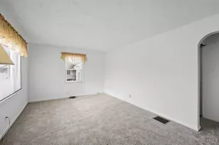 146 Winston Dr, Hamilton, OH 45013 - Photo 7