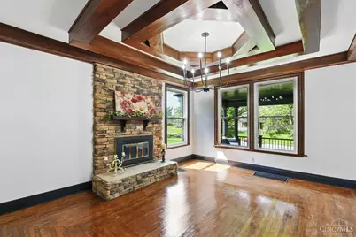 752 S Fred Shuttlesworth Circle, Cincinnati, OH 45229 - Photo 5