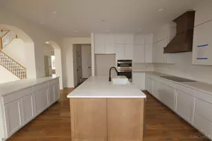 397 Glen Abbey Ln, Hamilton Township, OH 45039 - Photo 9