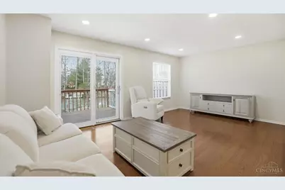 6872 Sandharbor Court, Hamilton Township, OH 45039 - Photo 9