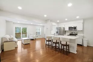 6872 Sandharbor Ct, Hamilton Township, OH 45039 - Photo 7