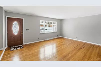 9151 Tag Drive, Springfield Township, OH 45231 - Photo 7