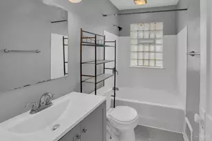 1114 Fairbanks Ave, Cincinnati, OH 45205 - Photo 11