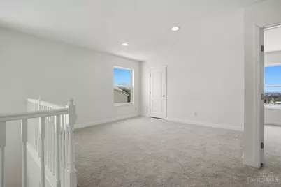 1102 Arbor Springs Drive, Hamilton, OH 45013 - Photo 21