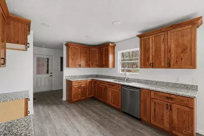 330 Macy Lane, Leesburg, OH 45135 - Photo 7