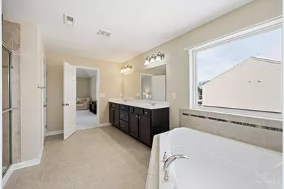 7142 Woodberry Drive, Fairfield Township, OH 45011 - Photo 31