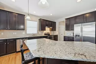 7142 Woodberry Dr, Fairfield Township, OH 45011 - Photo 9