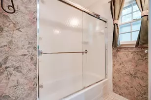 204 Brocdorf Dr, Wyoming, OH 45215 - Photo 19