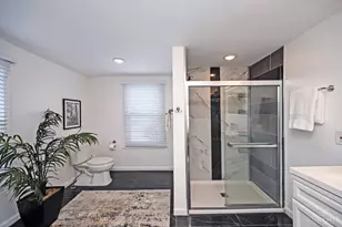 3370 Woodford Rd, Cincinnati, OH 45213 - Photo 25