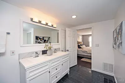 3370 Woodford Road, Cincinnati, OH 45213 - Photo 19