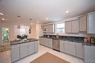 3370 Woodford Rd, Cincinnati, OH 45213 - Photo 11