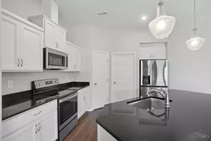 5870 Parkview Ln, Miami Township, OH 45150 - Photo 9