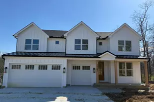 2121 Clough Chase Dr, Anderson Township, OH 45244 - Photo 3