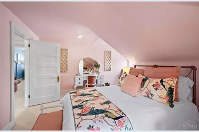 2517 Observatory Avenue, Cincinnati, OH 45208 - Photo 47