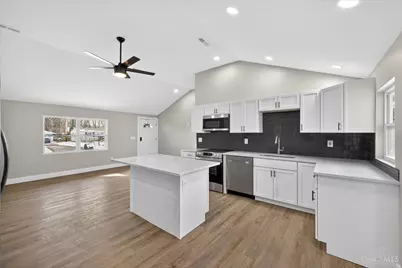 60 S Orchard Circle, Blanchester, OH 45107 - Photo 7