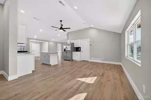 60 S Orchard Cir, Blanchester, OH 45107 - Photo 5